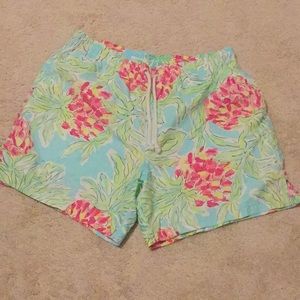 Men’s swim trunks